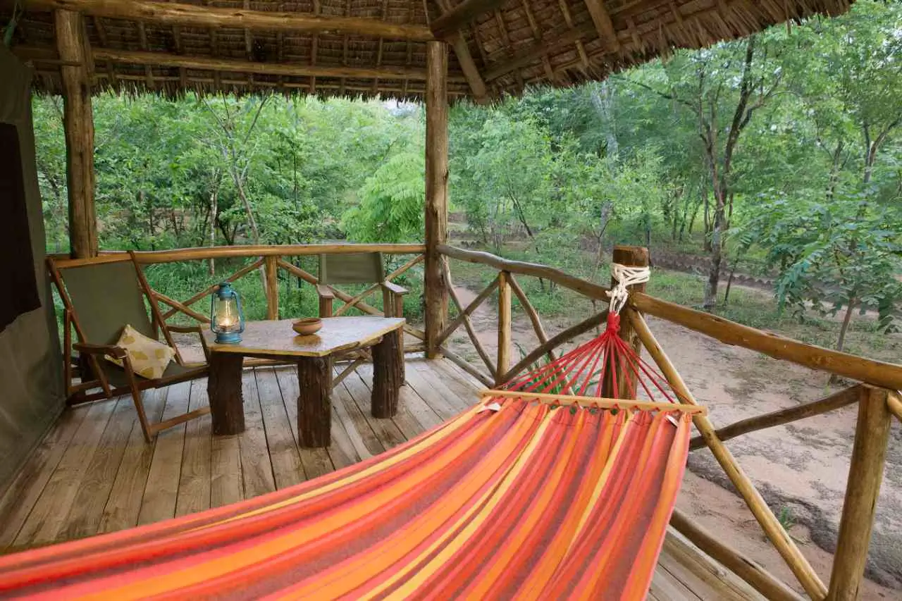 tent_porch